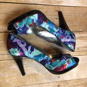 Style Co peep toe pumps floral abstract 7.5 M
